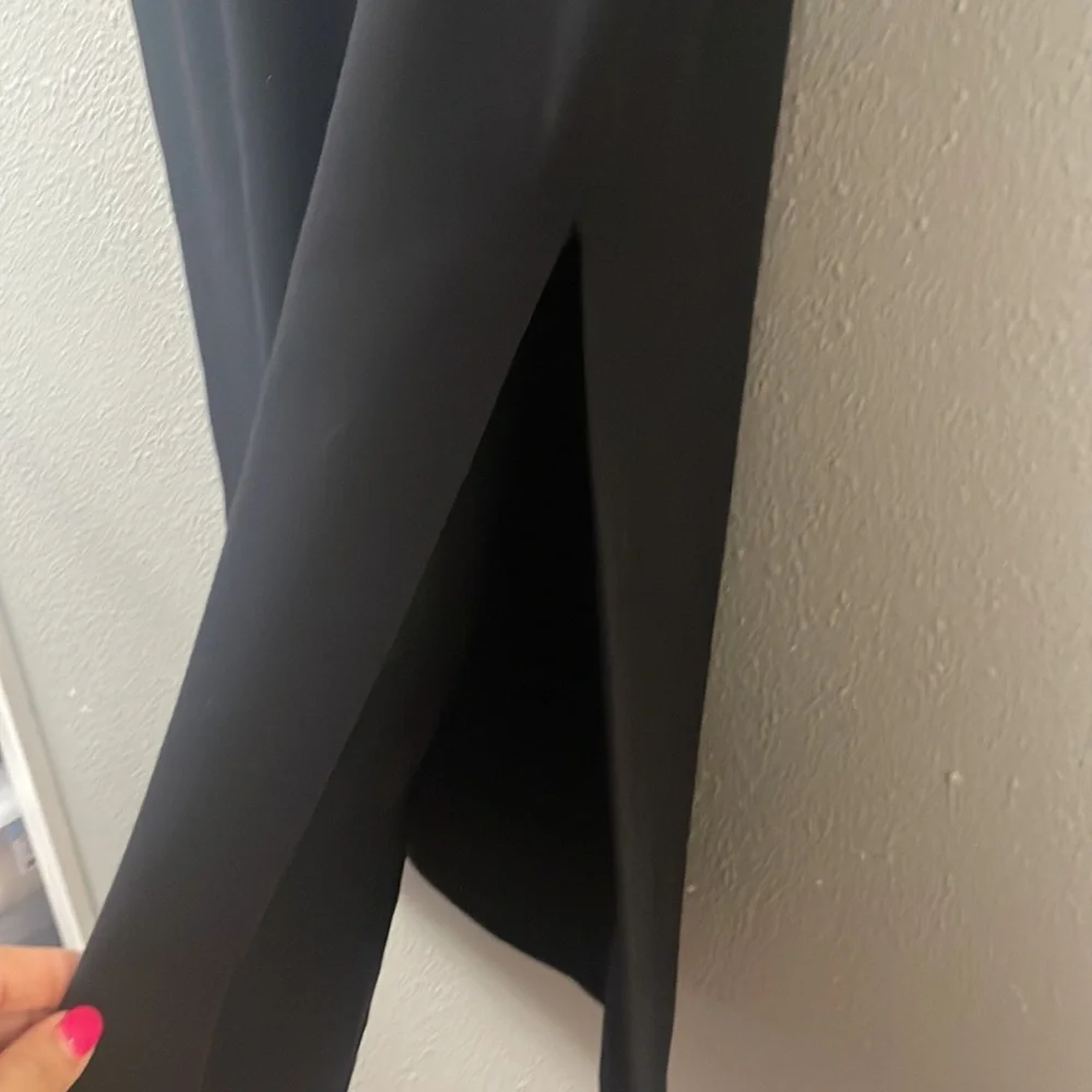 REQUIREMENTS SKIRT